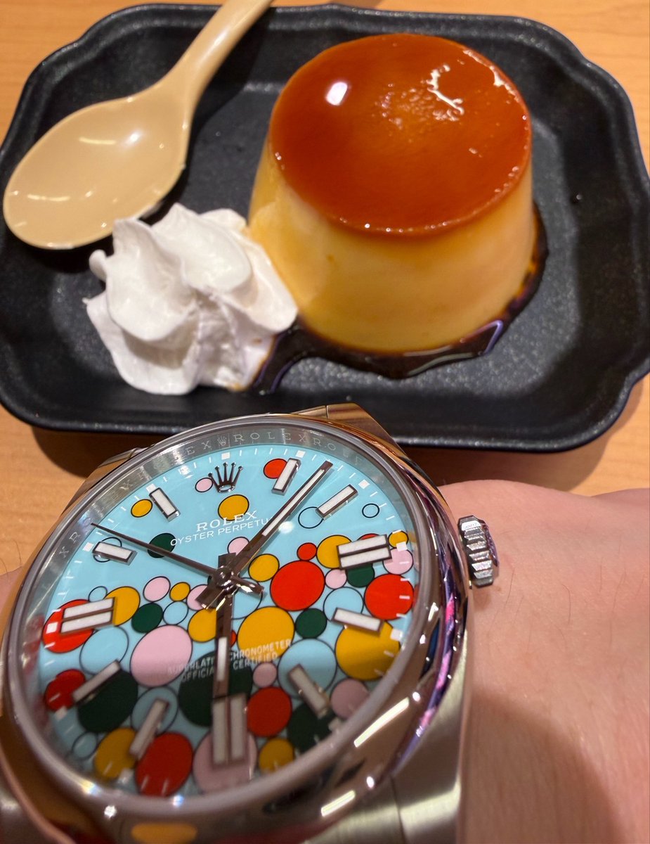 ajgmdt3's tweet photo. 高熱で非常に苦しい1週間でした…
木曜からは熱は無くなったが、喉の激痛により、まともなご飯も食べれず、ゼリー&amp;プリン生活でした…
早く喉戻ってくれ…
#ロレックス
#オイスターパーペチュアル
#セレブレーションモチーフ
#ROLEX https://t.co/nUIBIWtkGF