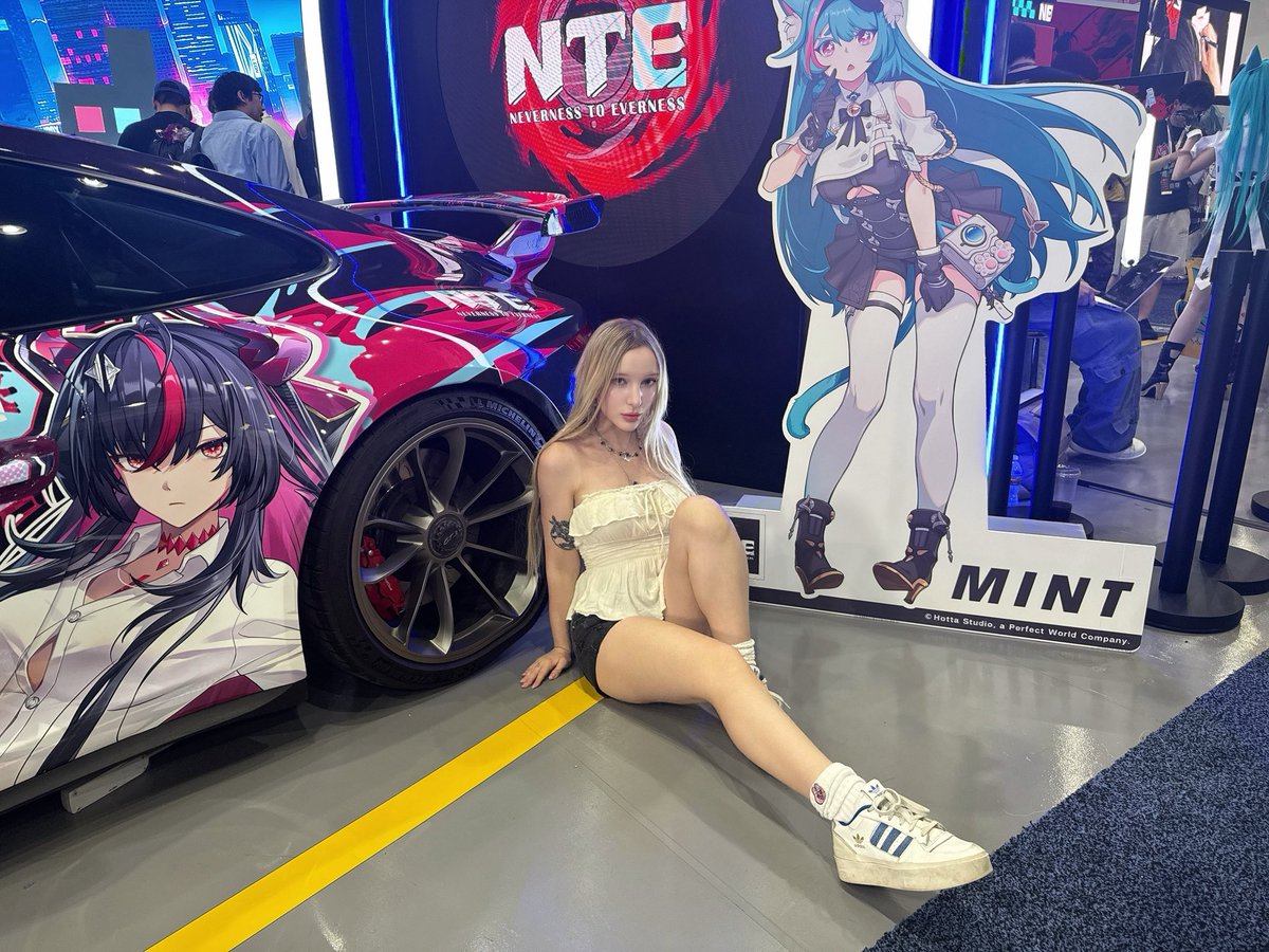 hioshicoss's tweet photo. Anime Expo 2026 🎐✨

I absolutely loved this convention! 🤍💕 It turned out to be even better than I expected.

I was especially excited to visit the Arknights: Endfield, Wuthering Waves, Zenless Zone Zero, and Silver Palace booths. They looked absolutely incredible—some of them felt like stepping straight into the games themselves. 🥹✨

🎐 Day 1 I went without a cosplay because I wanted to explore the entire convention floor. My plan was to visit every single booth… but, as you can probably guess, that didn’t happen, haha. 🥀 I did get to try a lot of new games though, and had an amazing time!

💕 Day 2 I wore my Marin Kitagawa cosplay. I spent the day exploring more booths, filming TikToks, taking photos, and creating lots of content.

✨ Day 3 I cosplayed Ye Shunguang and started filming my Anime Expo vlog. I really hope I’ll be able to capture the atmosphere of the event and share it with all of you soon.

🤍 Day 4 I wore Changli and spent most of the day filming a big video. I really hope I’ll have time to edit it and post it soon! 🥹

Thank you to everyone who came up to say hi, took photos with me, or simply shared kind words. Moments like these are what make conventions so special. 🫶✨

Anime Expo, thank you for all the amazing memories. See you next year! 🎐💕
