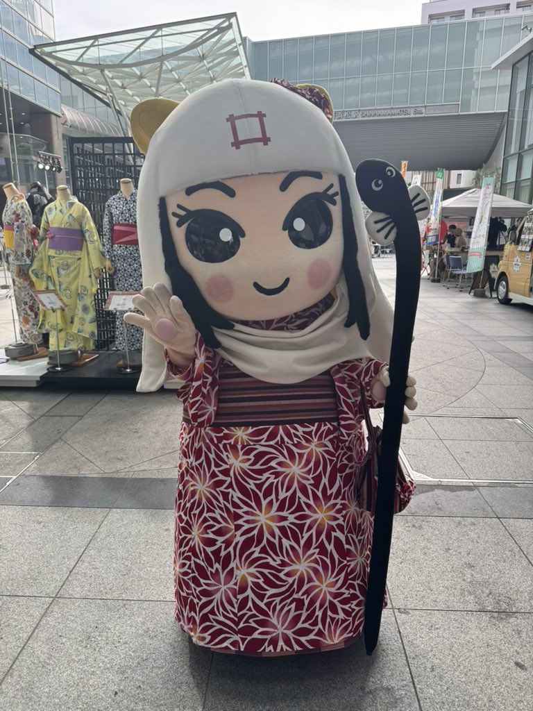 sachi_BiSH's tweet photo. サックス侍🎷
注染ゆかたver inソラモ

家康くん＆直虎ちゃんも浴衣ver
#サックス侍 https://t.co/gmiB9Sxocp