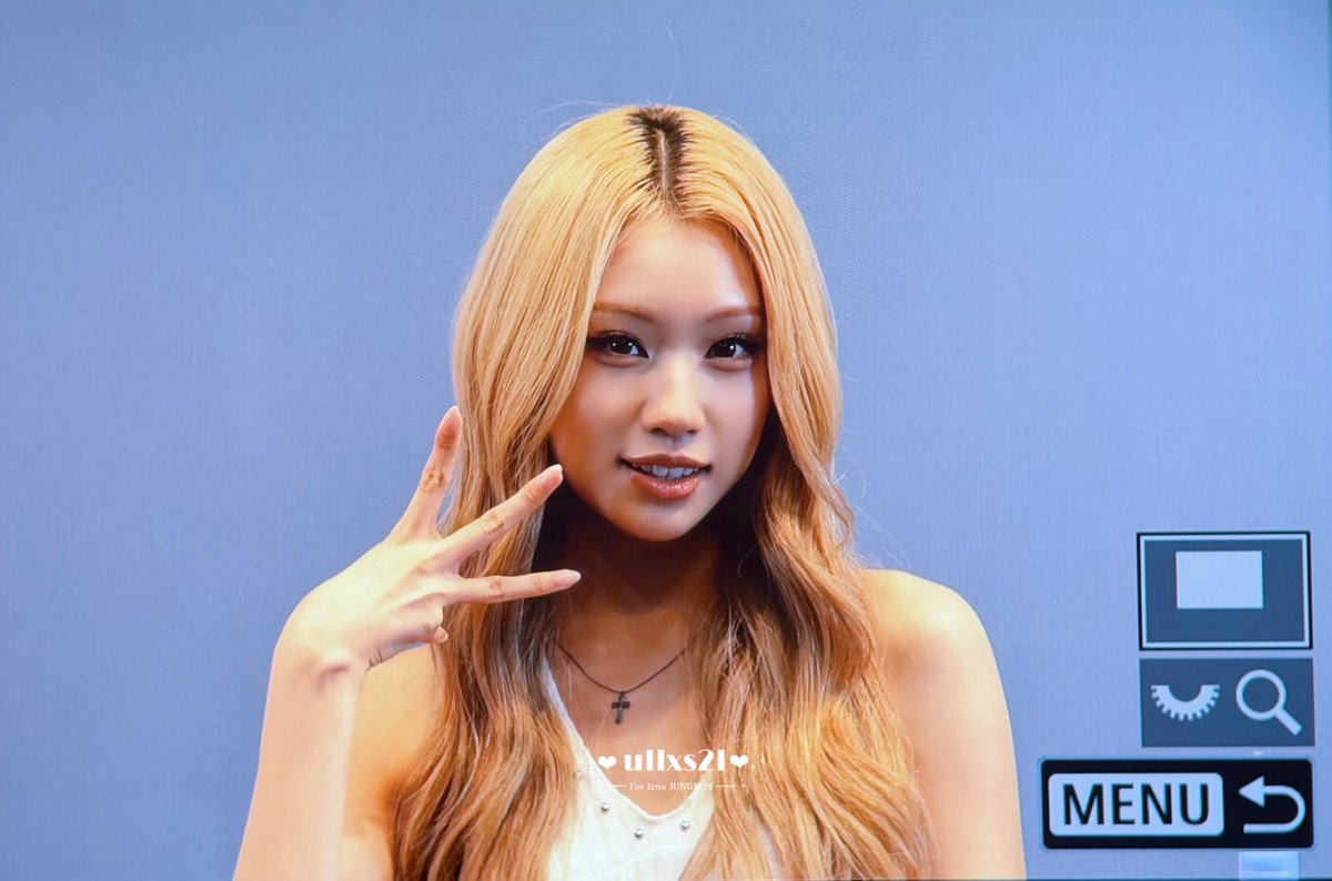 ullxs2l's tweet photo. 260711 ℒℴѵℯ💘💘💘💘💘
#izna #이즈나 #CHOIJUNGEUN #최정은 https://t.co/v7OEN7l9e9