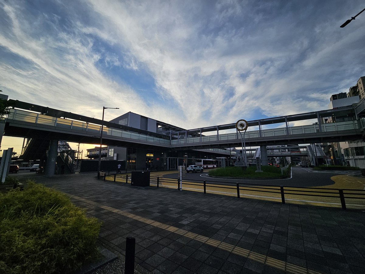 Wllslfxp33oS's tweet photo. 新しく出来た岡崎駅の複合施設を探索します！ https://t.co/U2zezcZU01