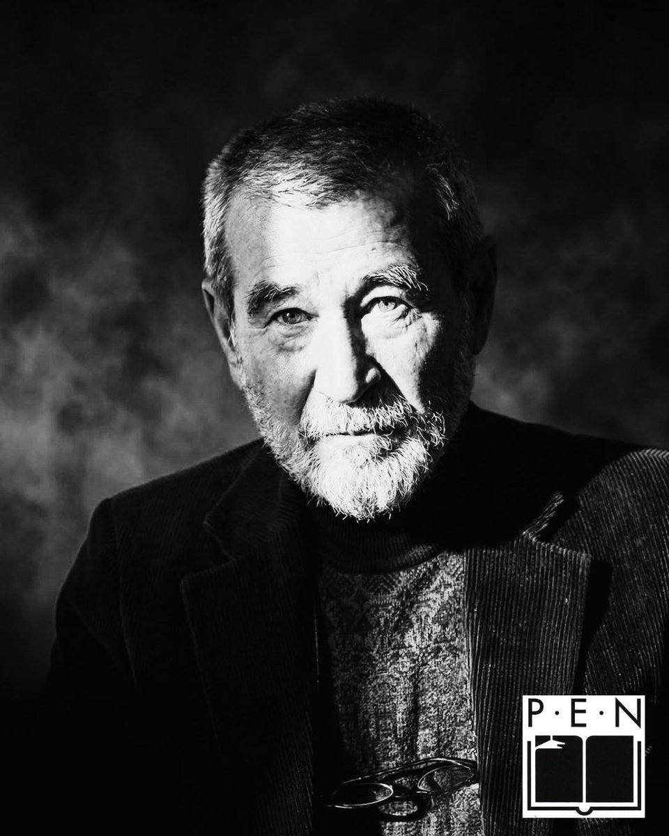 PenTurkiye's tweet photo. Güzel abimiz, arkadaşımız, yoldaşımız Ahmet Telli’ye, düşleri, yaşattıkları, yazdıkları için sonsuz teşekkürler. Devridaim olsun. Yıldızlar yoldaşı olsun.

PEN Türkiye https://t.co/joATzmFxPb