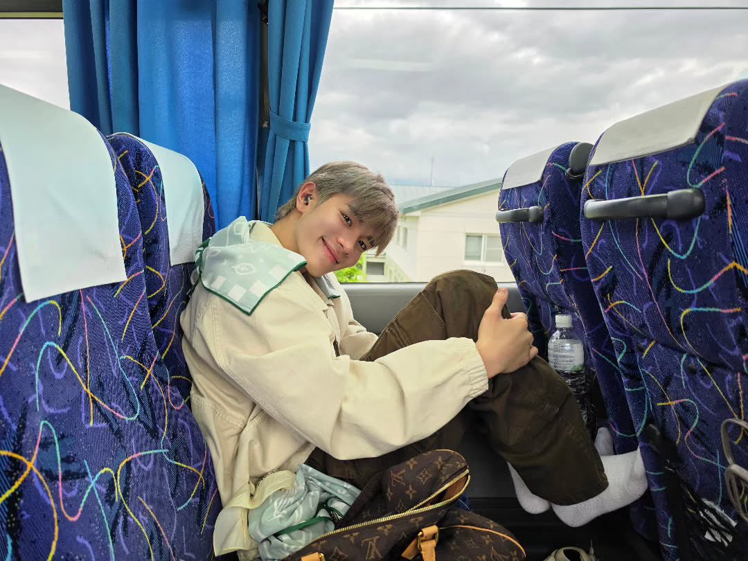 gemnuna's tweet photo. #GeminiFourth #เจมีไนน์โฟร์ท 

taken by gemini 🫣✨

japan, 2026                                 japan, 2024 https://t.co/0XevcVvHfy