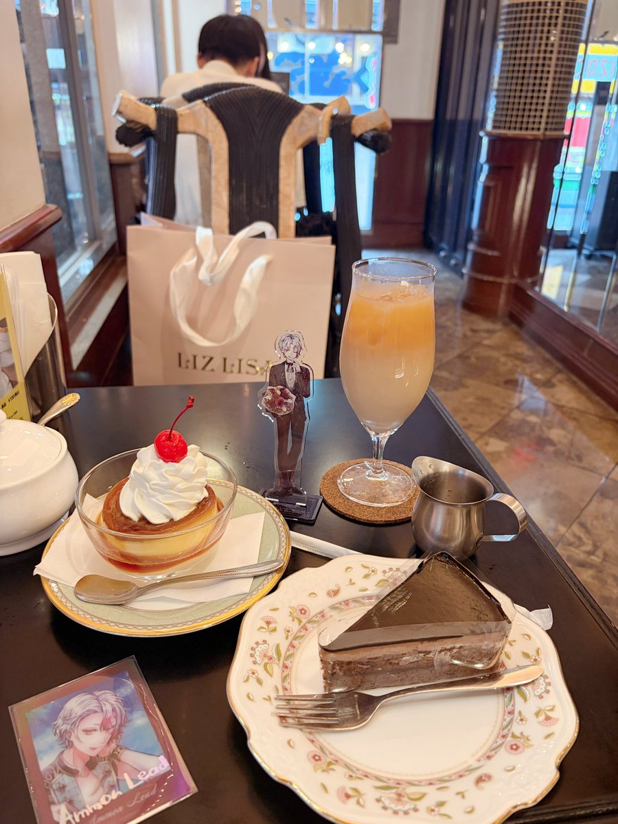rose_on169's tweet photo. 久々に甘いの食べた> ·̫ <♡ https://t.co/6hVwFFkrzB