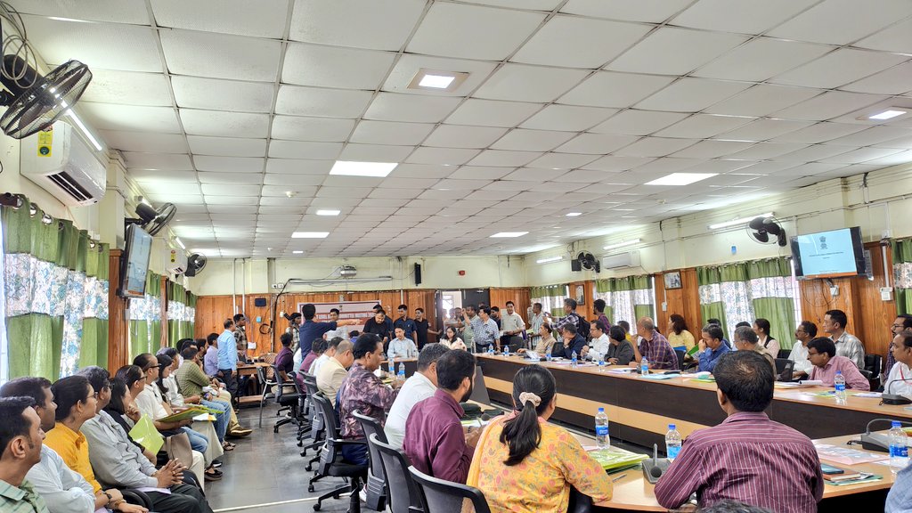 GtaPhedte's tweet photo. Today,Honorable (MP) Shri Raju Bista Chaired the first ever meeting of the District Development Coordination and Monitoring Committee, known as DISHA, for the Kalimpong District along with (MLA) Shri Bharat Kumar Chettri, (DM) Smt. Kuhuk Bhushan,ADM All,PHEDte All,All Department https://t.co/YVuU5l9ULm