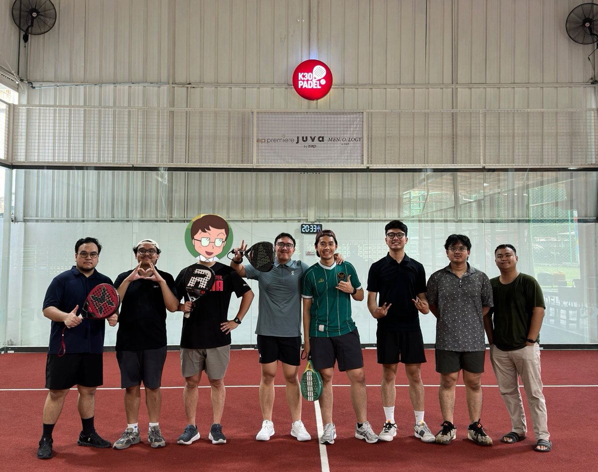 SobatAdtar's tweet photo. padel bersama coach @Fikalahterus https://t.co/b6UuDfeFKs