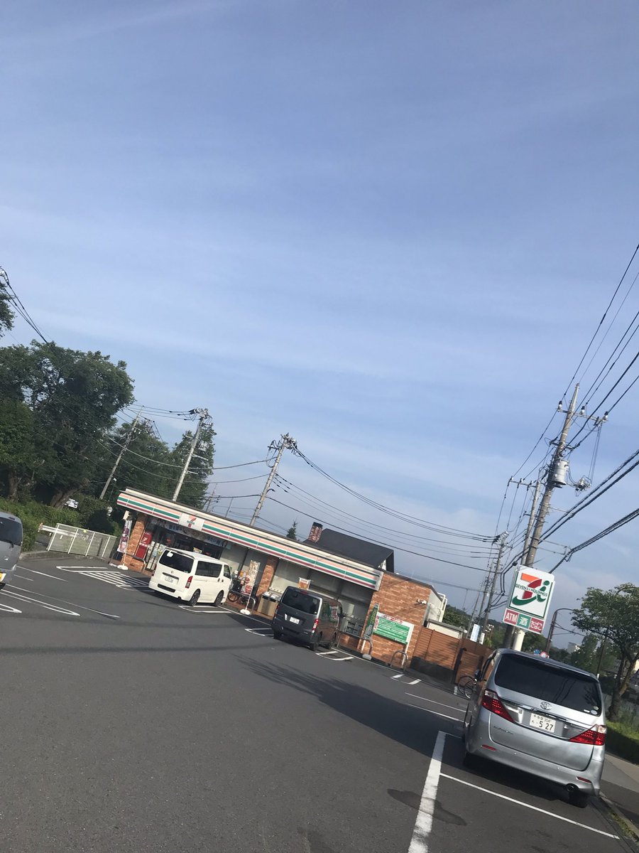 7vo7's tweet photo. 土曜日の朝練

南野から小山田→多摩サイ二子玉→246から松陰神社　３時間30分　75キロ位

昨日の落車(深い擦過傷×4)も真空ラップ療法で安定してるのでプロが如何にしてこの状況で連日走れるのかを知るべくべきと思い立ち朝練へGO!バンプの振動はキツいがその他は許容範囲。

プロはやっぱ凄いっす。 https://t.co/oXLRoz8xF2