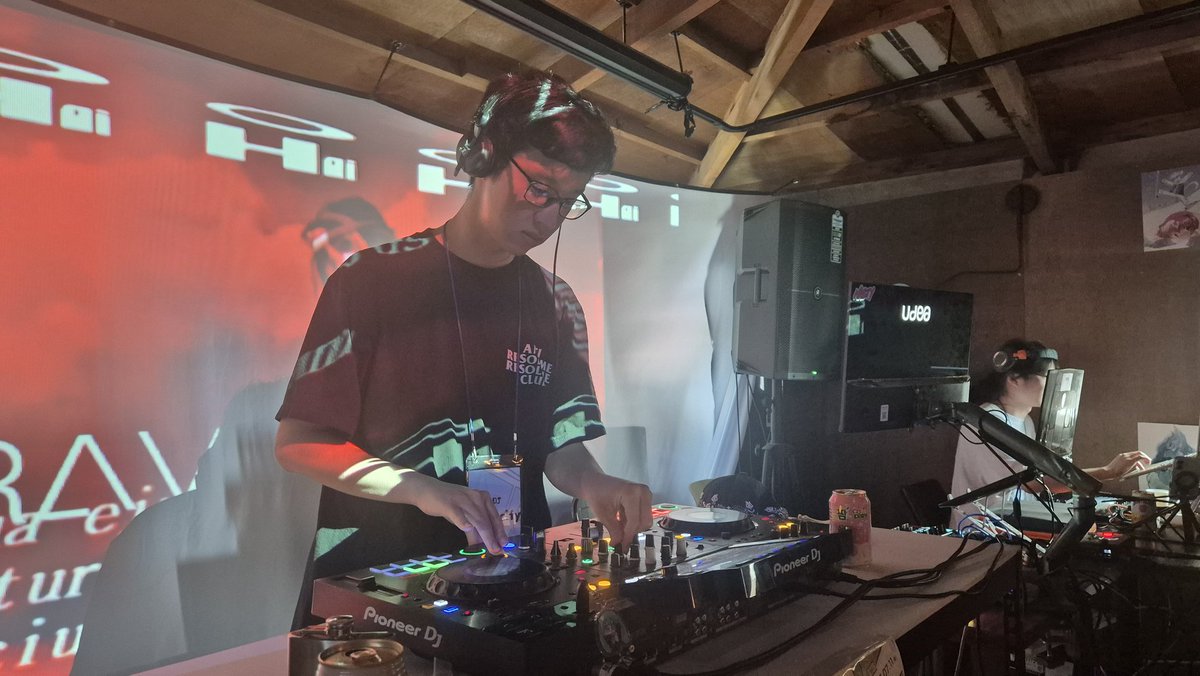 REMIX_BOOTLEG's tweet photo. #SARP
1st DJ cravasity🎵
@cravasity1 https://t.co/xgGTBehSvl