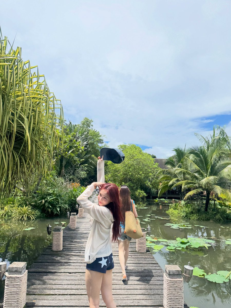 bodyguardchuu's tweet photo. THERE IT IS! LOVERRUKK PHUKET DUMP 💖🥰

#loverrukk #มินิฮาร์ทของเลิฟ https://t.co/bQKKwdooz3