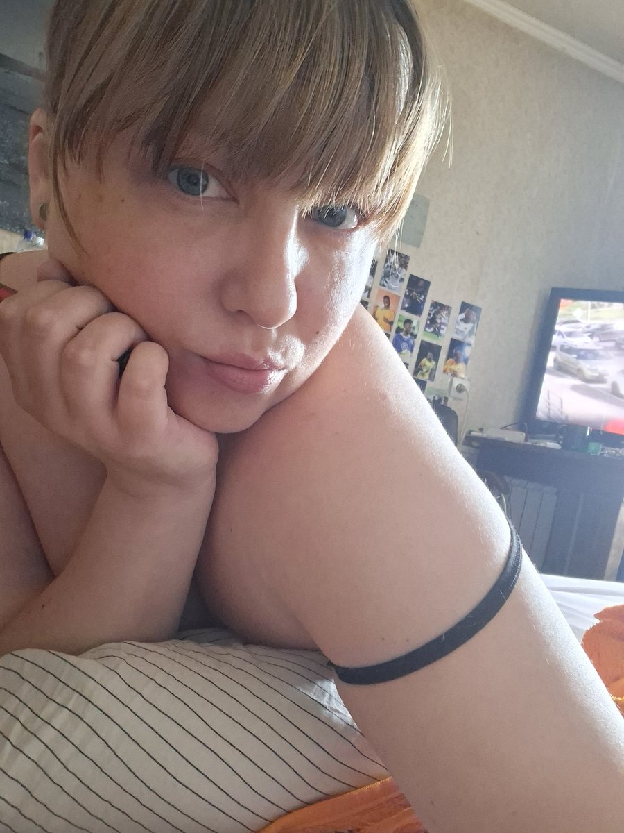 neya070285's tweet photo. Осталось отдыхать всего 2 дня 😔
Я все собираюсь сесть на диету: интервальное голодание 16/8 + полностью без алкоголя, но постоянно срываюсь 🫤
С сегодняшнего дня попытка, наверное, номер миллион.
Пусть у меня все получится в этот раз 🙏🙏🙏🙏🙏 https://t.co/zG6hZKSv5X