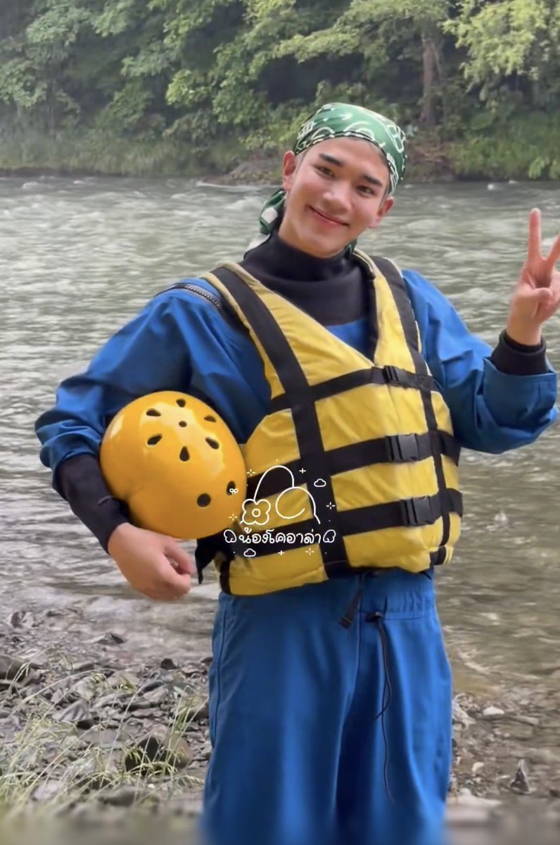 yaowalak_T's tweet photo. อยู่คนเดียว                                         มากับพ่อ https://t.co/XqzcjLQ9Zd