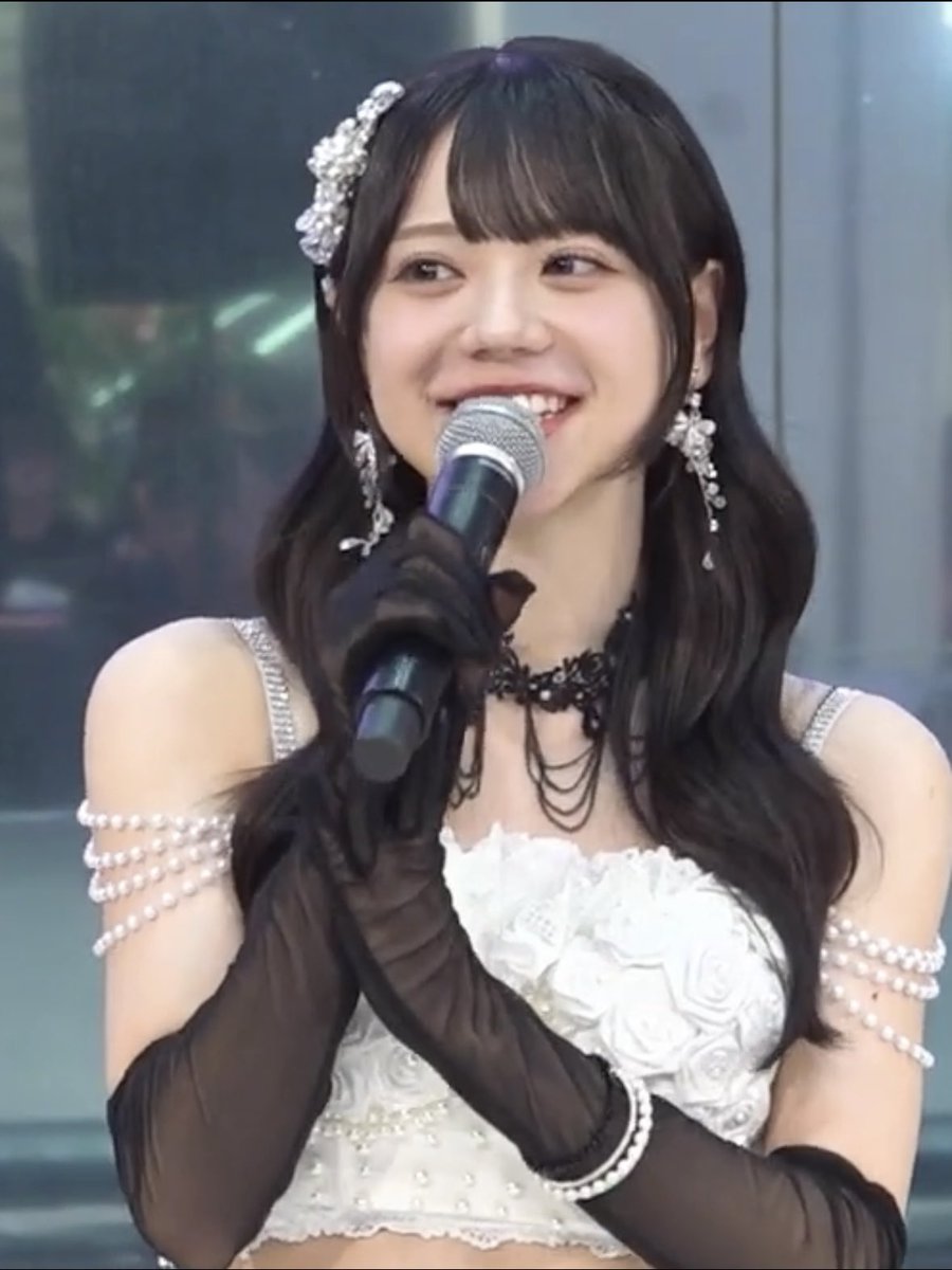 Bey31099734's tweet photo. 米村姫良々ちゃん、記者会見をスクショしただけでこれはさすがに驚異的すぎる https://t.co/rHvRFWVkVt