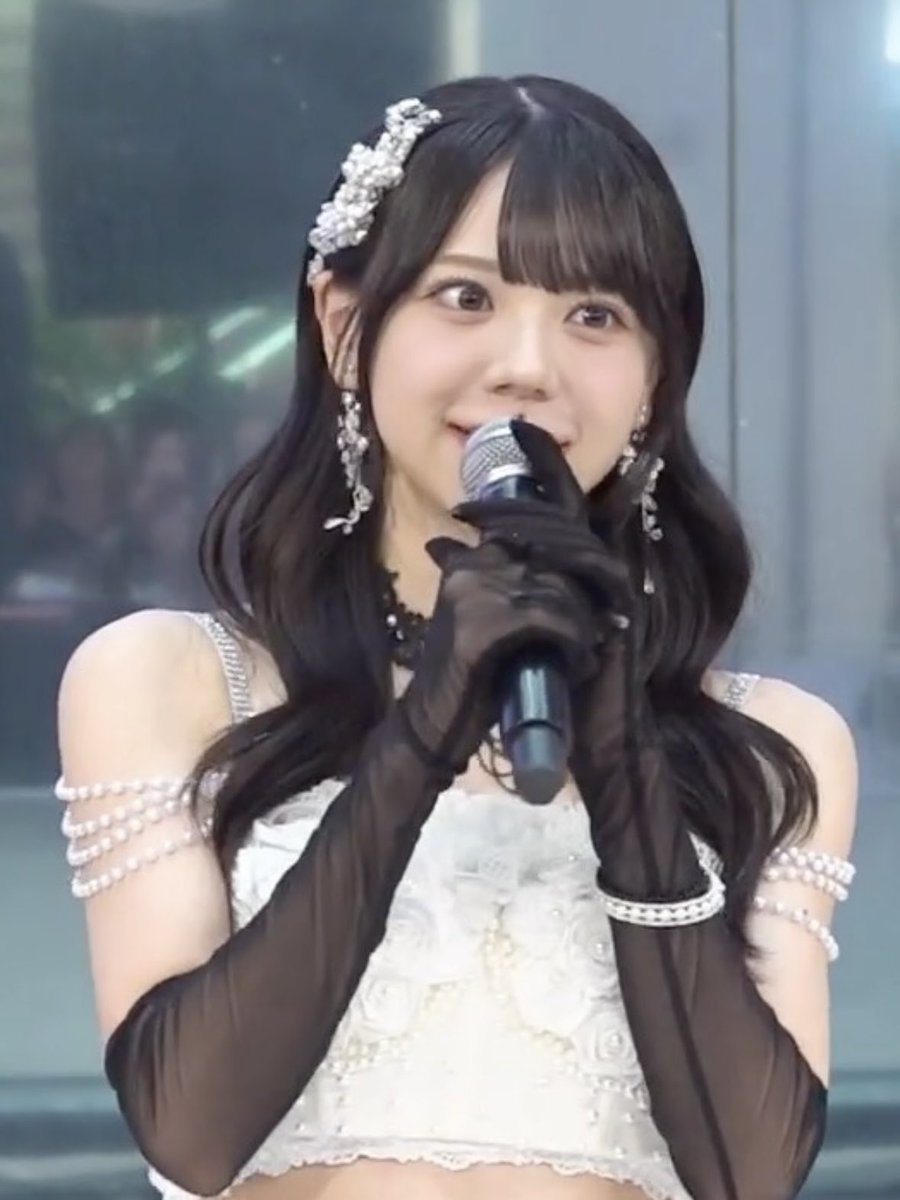 Bey31099734's tweet photo. 米村姫良々ちゃん、記者会見をスクショしただけでこれはさすがに驚異的すぎる https://t.co/rHvRFWVkVt