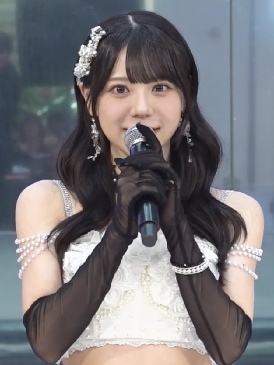 Bey31099734's tweet photo. 米村姫良々ちゃん、記者会見をスクショしただけでこれはさすがに驚異的すぎる https://t.co/rHvRFWVkVt