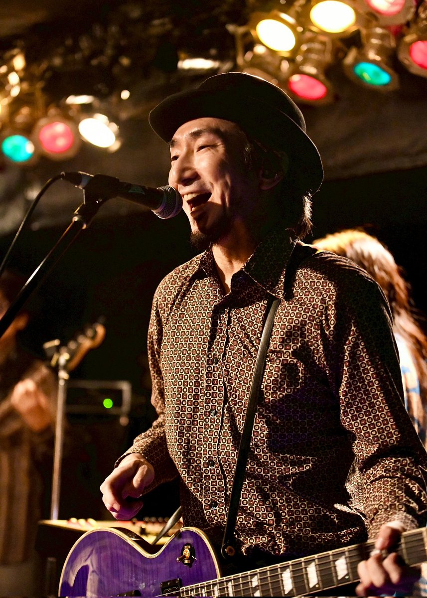 higashinikurue's tweet photo. 7/3(金)難波 Mele
『へいじつのよるをたのしむツーマン vol.3』②

photo by 悦蛸@ettako_0116 https://t.co/pCNFueAuxc