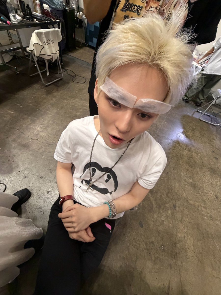 raabit__90's tweet photo. 아 진짜 이 존귀몬스터 뭐임.. https://t.co/cwLV2oRJxx