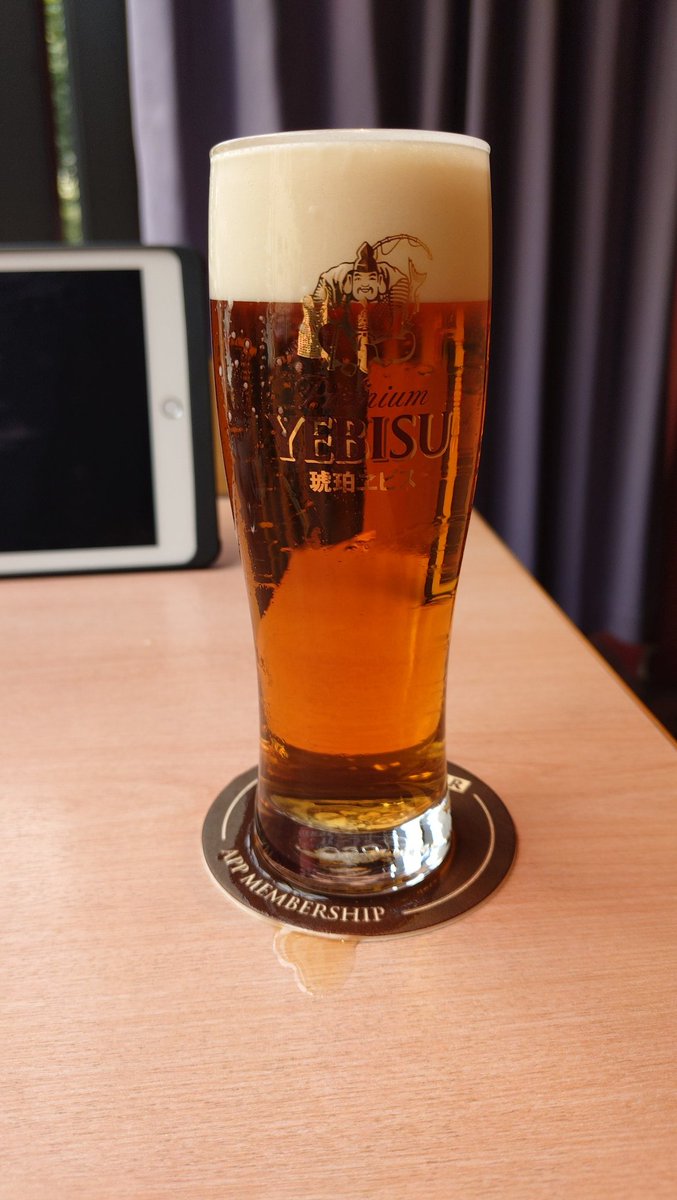 3countHammer's tweet photo. 富裕層なので気兼ねなくビールが飲めます。 https://t.co/qR4GmquBnp