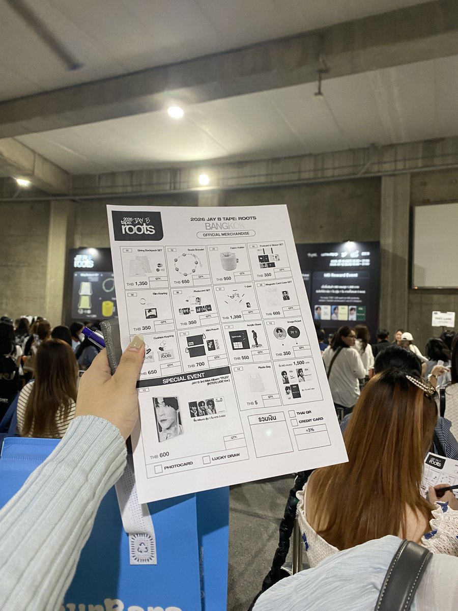 KKanooNN's tweet photo. รับหิ้วนะคะ เราบัตร VIP Fast lane ค่ะ
ค่าหิ้ว 40 บาท/ชิ้น นัดรับหน้าคอนได้เลยค่ะ

#JAYB #OfficialMD #2026tape_roots_bangkok https://t.co/g6q0ZcCv8S