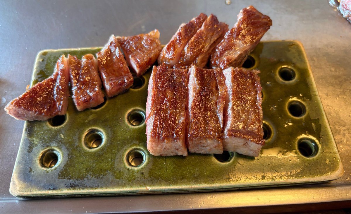 soichiro7777's tweet photo. 今週はめっさヤラレタので運気を上げに美味しいもの食べに来た https://t.co/SrWHlKBQVu
