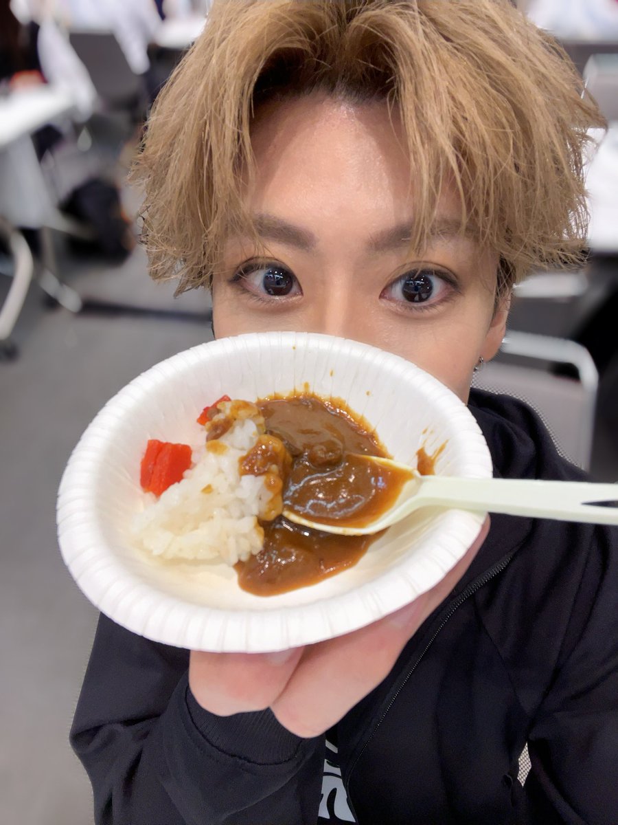 tmr_akzw's tweet photo. やっぱり🍛

#アニサマ https://t.co/5Ky1y2QQHI