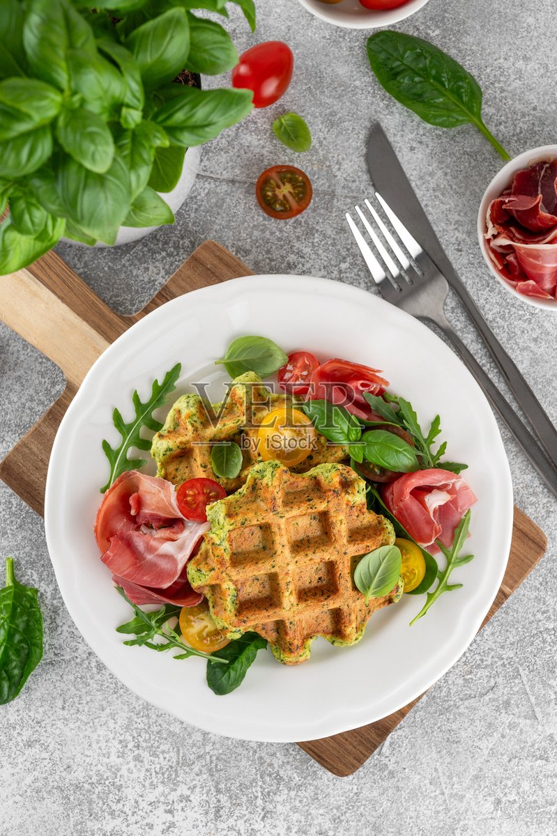 TheRealPontifex's tweet photo. New week fresh starts! Grab organic spinach, cherry tomatoes u0026 whole-grain bread on your next grocery run—perfect for quick, healthy meals. https://t.co/WqLJ01lZvW