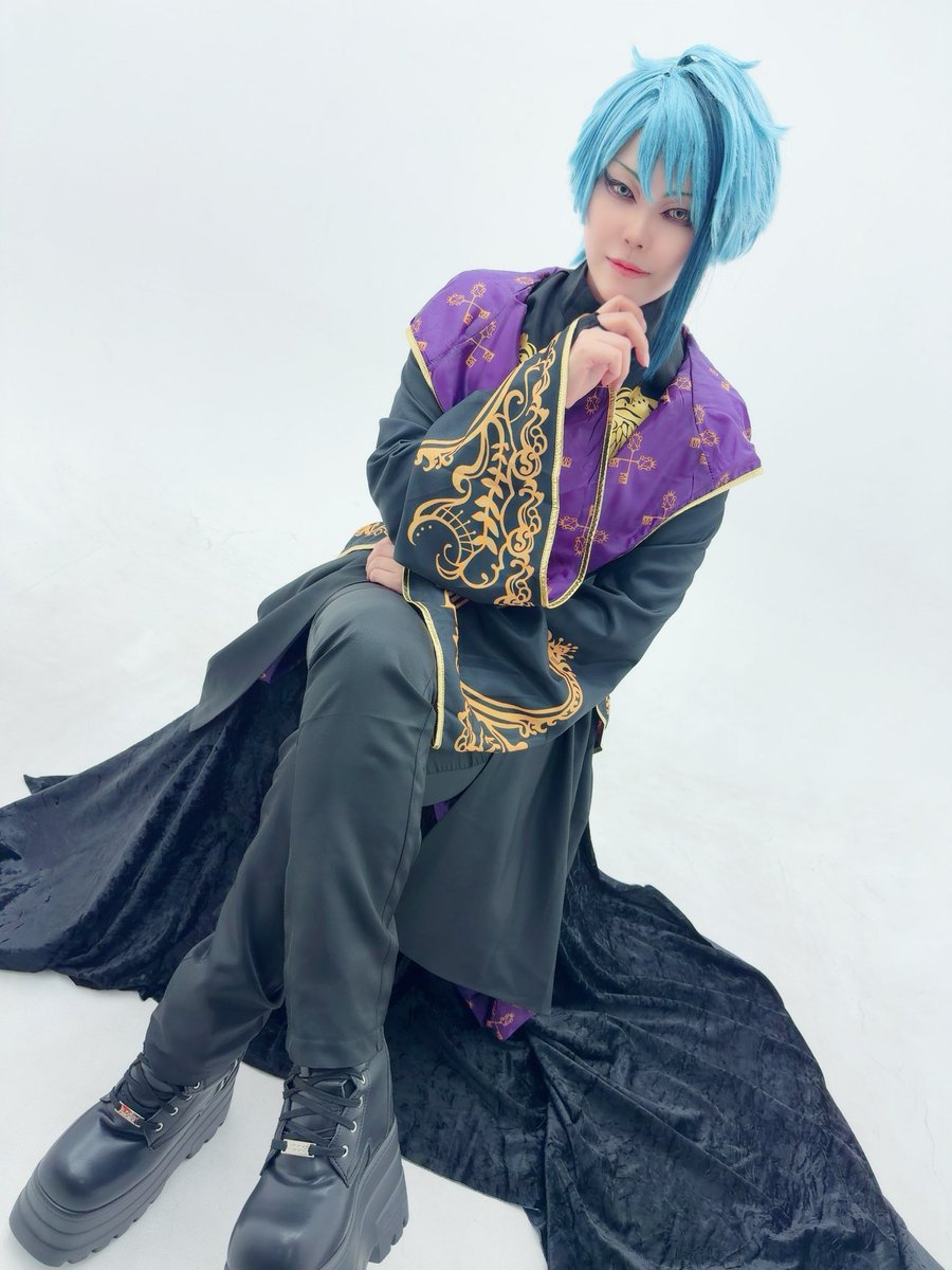 sub_3kcY's tweet photo. ⚠️cosplay⚠️
twst🐬

おやおや…

📷@rs_bly 

#twstコスプレ 
#魔法士オンリーオフ会
 #コセット池袋オフ会 https://t.co/0bmlzOz70w
