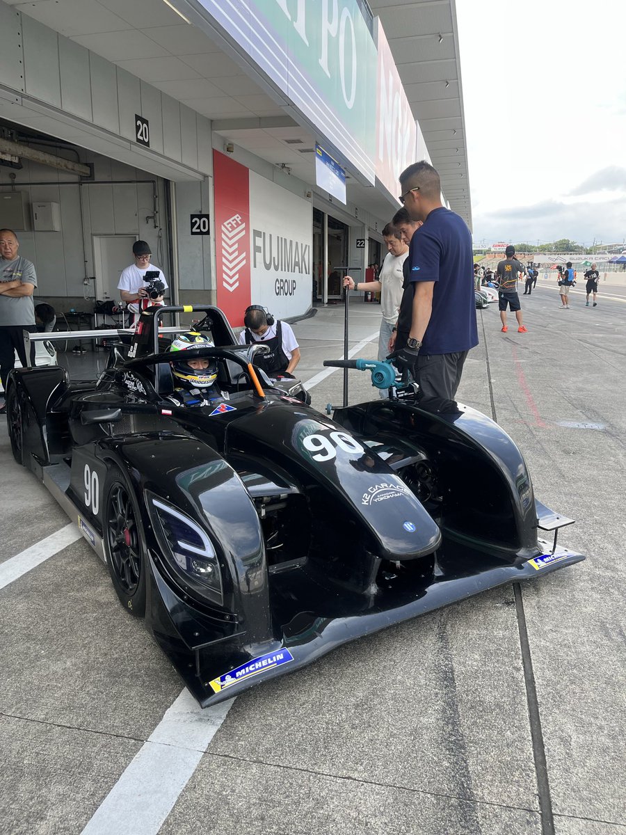 k2__garage's tweet photo. "MEC120 Rd.1 鈴鹿"
まもなく予選スタートです🏁🔥
初参戦90号車
応援よろしくお願いいたします!
#vGranz
#MEC120
#鈴鹿サーキット https://t.co/HzGcRR8JCf
