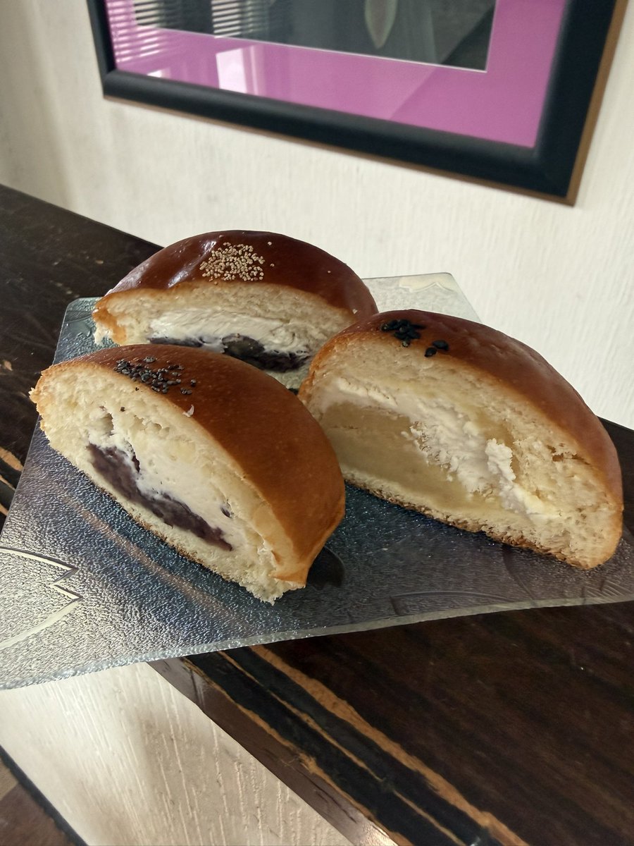 thunder_74's tweet photo. 毎年恒例☕️
MAPLE HOUSE（メープルハウス）の「まるごといちじくロール」😋
#メープルハウス
#まるごといちじくロール https://t.co/6k57xZyuX8