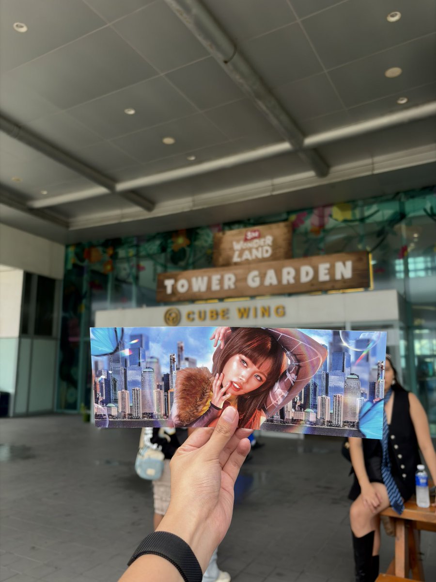 maloifansupport's tweet photo. Andam na ba mo, Cebu? 👀

Claim your Lucky Signals Cebu Banner here at SM Seaside, Tower Garden Cube Wing. 

#BINI_Maloi #MaloiFanSupport https://t.co/ht4Y2bNvV8