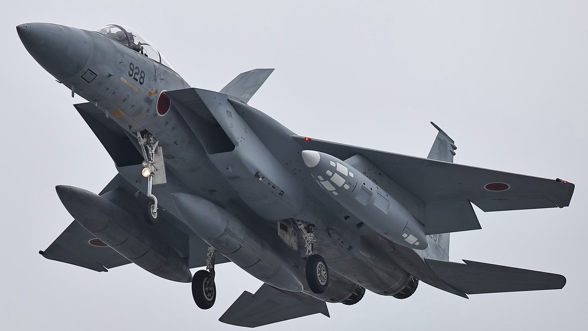 kitikatu's tweet photo. 岐阜基地 飛行開発実験団 ATDW
F-2A/B 523.105.101 F-15J 928
F-2A 523 ASM-3改
F-15J 928 テレメーター中継ポッド
#岐阜基地
#飛行開発実験団
#ATDW
#戦闘機 https://t.co/8NdsOE8dHe