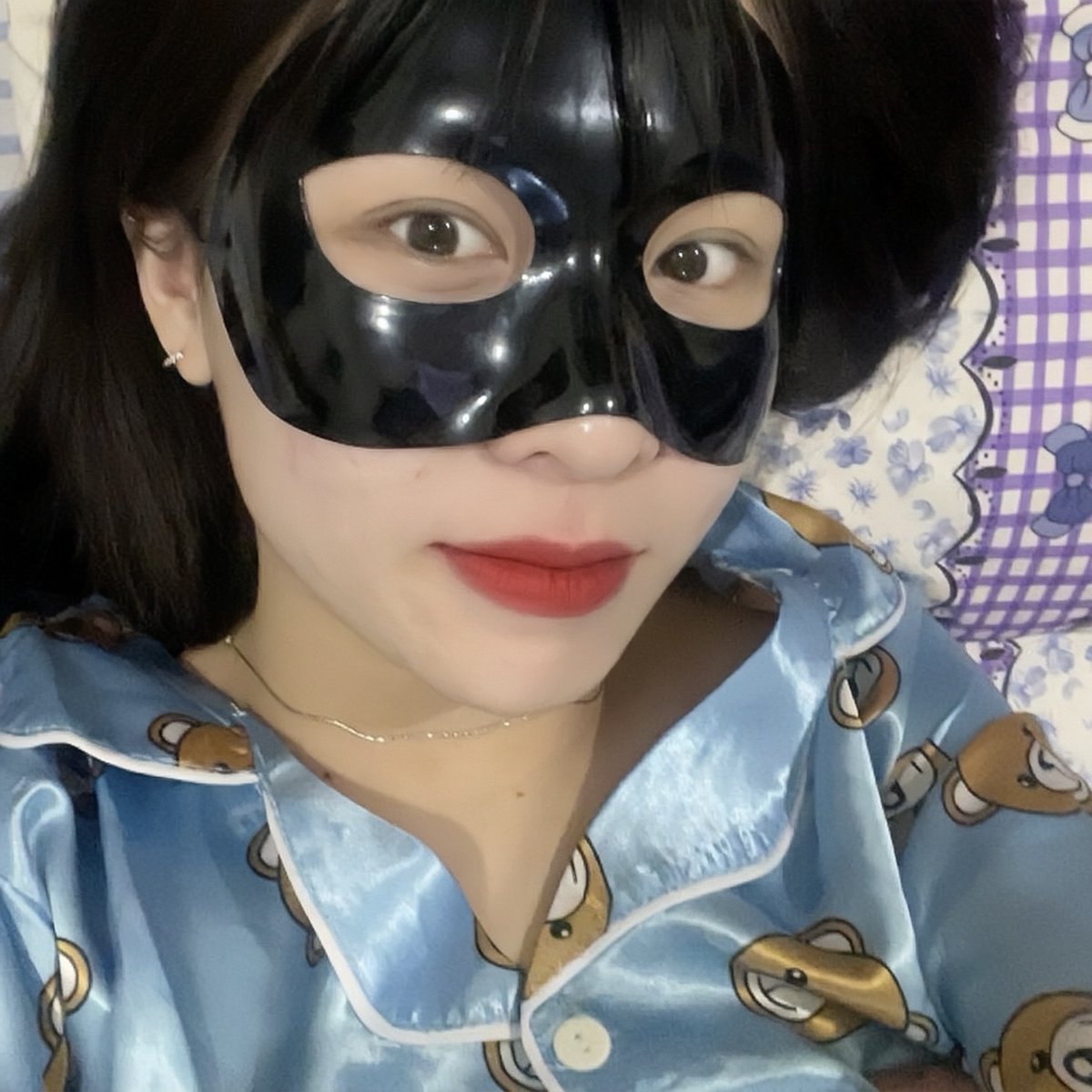 dzamdzam69's tweet photo. Hay là sắp tới làm lại bộ này nhỉ? 🤭🤭🤭 https://t.co/UQPdYfDODx