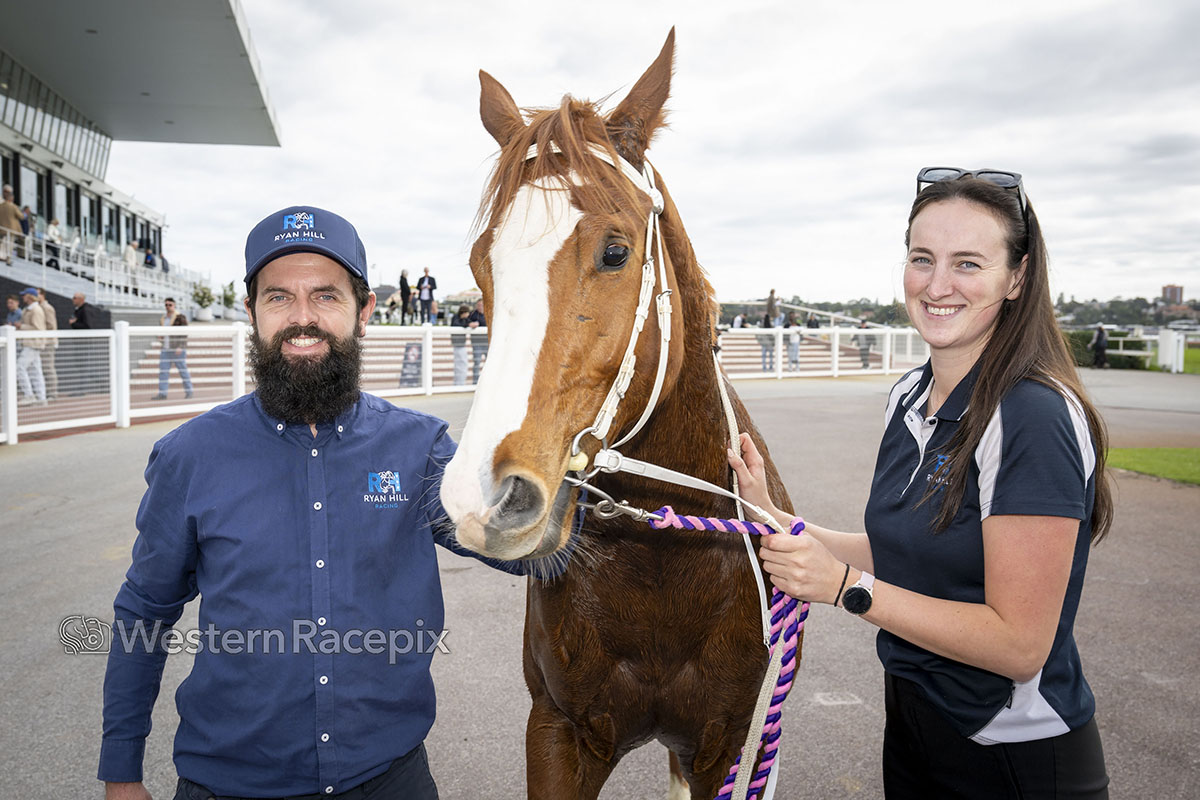 Western Racepix tweet media