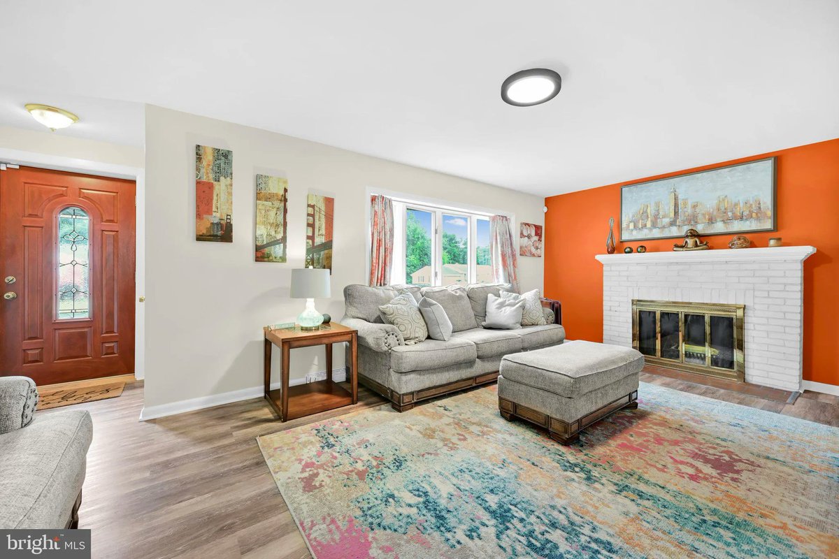 Dana_Little1's tweet photo. 3832 Bonnymead Circle, Harrisburg, PA, 17111
2 bed | 2 bath 2377 Sq. Ft.
Active | 264900
https://t.co/lDuPC7rxxs
This sweet brick ranch home has been LOVINGLY maintained, sits on a cul-de-sac and is close to everything. Home boasts newer roof &amp; gutters, new hot water heater,... https://t.co/ZqEk5N7Zg2