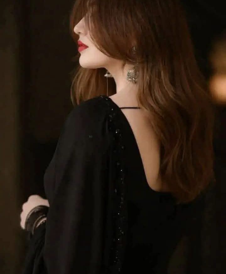 Naazla tweet media