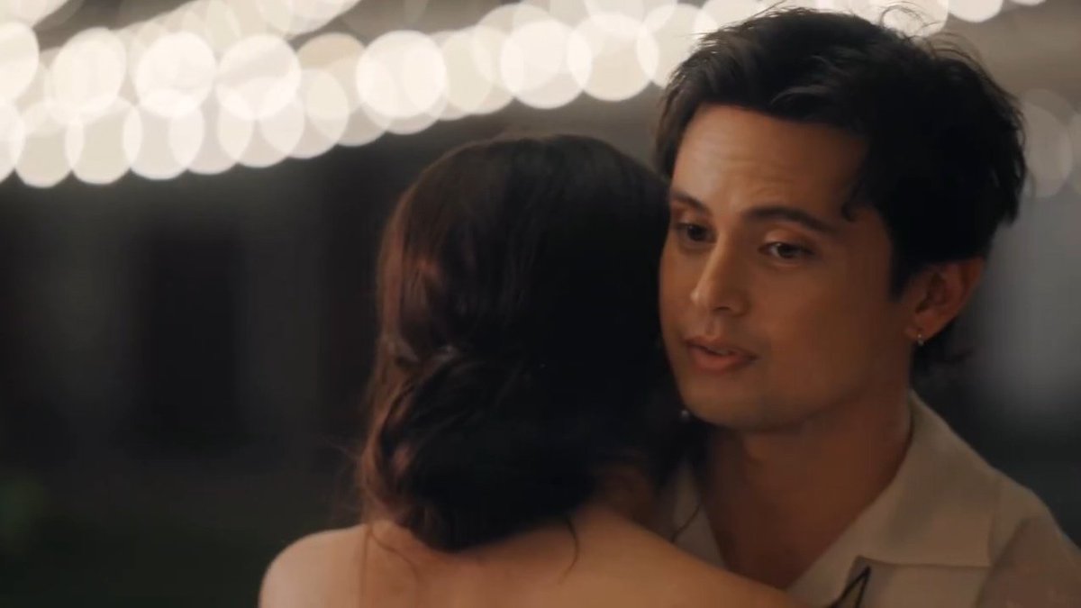 AntoniaMusci's tweet photo. Multimedia Powerhouse James Reid is back on Primetime Bida! 

#SomeoneSomeday premieres July 24 on Netflix, July 25 on iWant and on July 27, 8:45PM sa ABS-CBN sa ALLTV2, TV5, A2Z, Kapamilya Channel, Kapamilya Online Live on YouTube &amp; Facebook.

#JamesReid https://t.co/eJQNNR3xHS