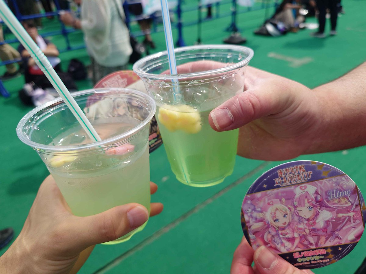 BlackNitro21's tweet photo. 友人とエンカしてキッチンカー並んだ

コースターはみらぱでした
#蓮ノ空6th埼玉Day1 https://t.co/WRhMIDd5AB