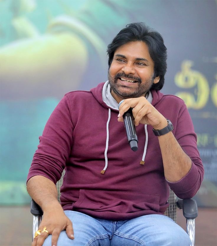CineChitraalu's tweet photo. UPDATE:

Andhra Pradesh Deputy Chief Minister #PawanKalyan underwent a three hours surgery in Mumbai this morning.

Doctors had advised surgery after diagnosing severe rotator cuff injuries in both shoulders. As operating on both shoulders simultaneously would result in intense pain, the surgery was performed only on his right shoulder today.

The procedure for his left shoulder is expected to take place after a gap of around two months.