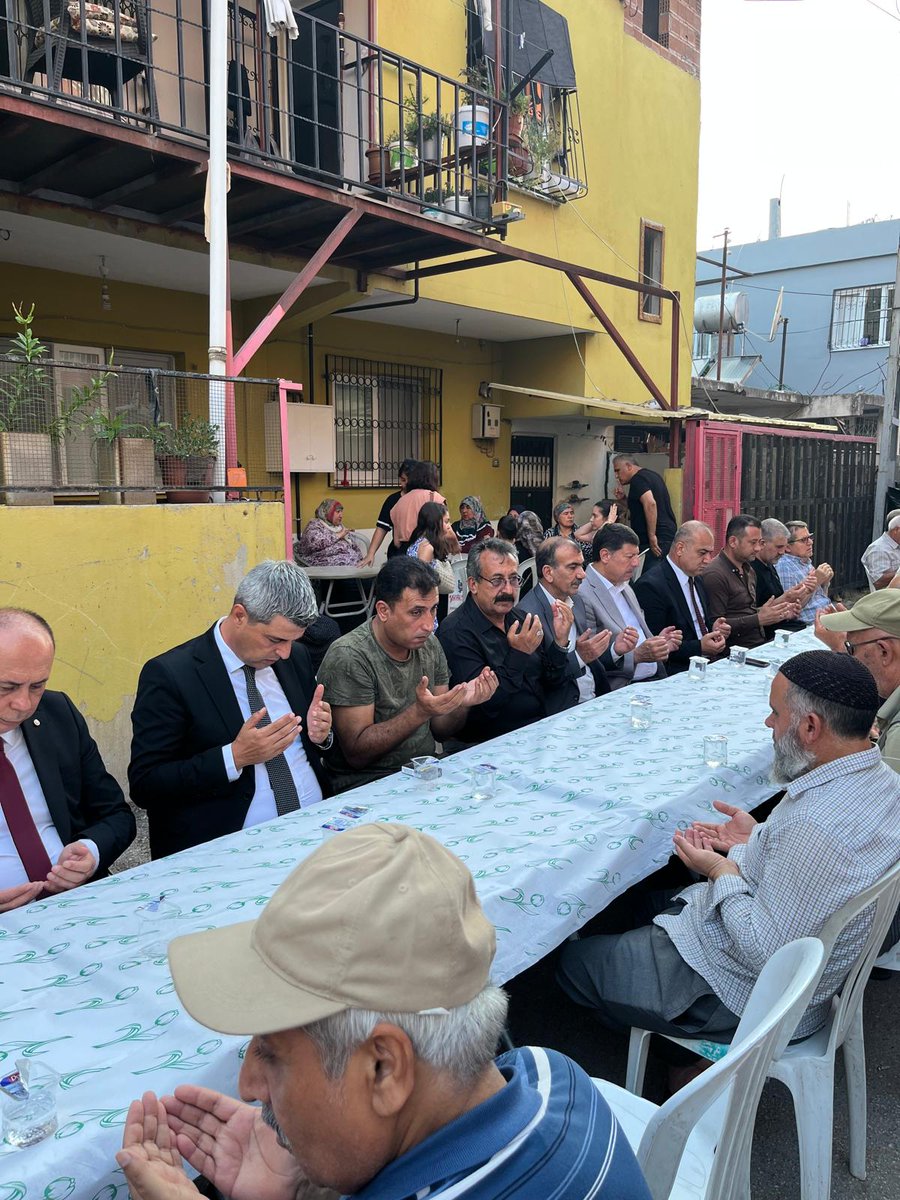 yuregirmhp's tweet photo. MHP Yüreğir İlçe Başkanlığı olarak, MYK Üyemiz Sn. Mustafa İzgioğlu, İl Başkanımız Sn. Hakan Yıldırım ile birlikte geçmiş dönem İlçe Başkan Yardımcımız Ali Albaklı'nın mevlidine  katılım sağladık.

MHP Yüreğir İlçe Başkanı
      Ayhan BULAN https://t.co/Ecl2gv5e4L