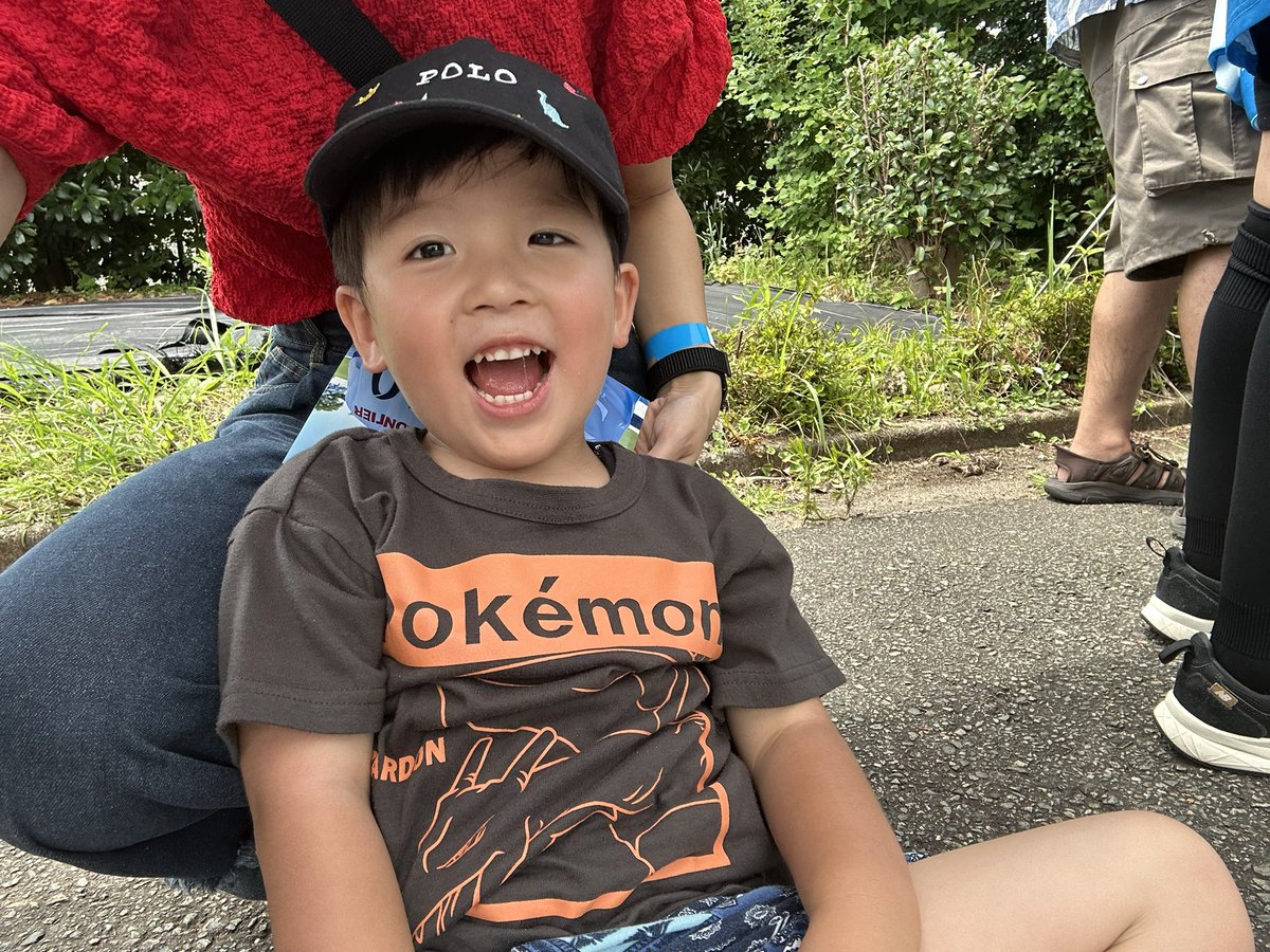 haaa_chaaan's tweet photo. 暑すぎた🫠🫠🫠
みなとカメラマンが撮った写真はこの2枚です🤣 https://t.co/nI02fTayG8