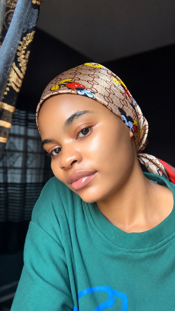 verysweetgirl88's tweet photo. GOOD MORNING AND HAPPY WEEKEND EVERYONE ❤️🥰 https://t.co/phxthtqrAj