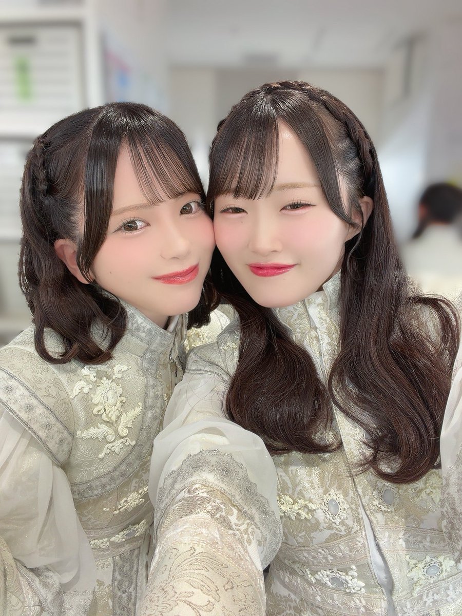 48Suzuha_16LOVE's tweet photo. " #AKB19期生_ギンガムコン "
ももちゃん ､ カイリちゃん ､ かわゆいちゃん
まずは 、昇格おめでとう〜〜〜！㊗️♡
そして ､ 今日を迎えられたこともおめでとう 💐

昇格は人生に1度しかないことなので
3人にとってなによりも素敵な2日間になりますように 🫶🏻

そして ､ 20期ちゃん21期ちゃんも
たくさん練習を頑張ってきた日々 ! むりせずね ✉️
" 昇格 " への夢はすぐそこにきてるからね 💫♡

お家にいらっしゃる方はぜひ配信を ! 💡
📍 https://t.co/tpRuaKt9Uy