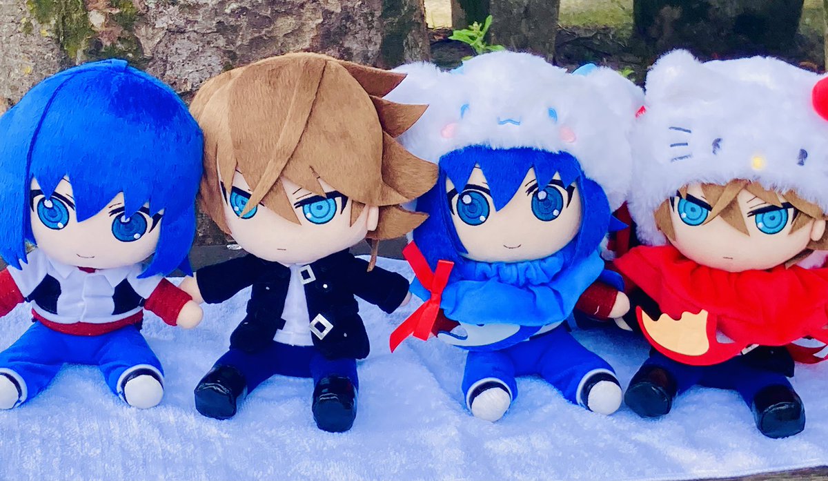 siosimimimi's tweet photo. in府中公園❤️💙❤️💙 https://t.co/Zkc6EOXdNE