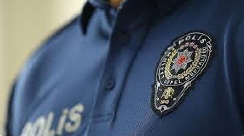 polismevzuat's tweet photo. ÖĞRETMENLERE HAYIRLI OLSUN..
- Diğer memurların çalışmaları hemen sonuç veriyor.
- Ama söz konusu polis olunca çalışmalar devam ediyor.. Ne çalışmaymış be bi bitmedi..

Öğretmenleri ilgilendiren ZAM ve TAZMİNATLARA ilişkin karar değişikliği yayımlandı.
#PoliseFazlaMesai #meb #öğretmen