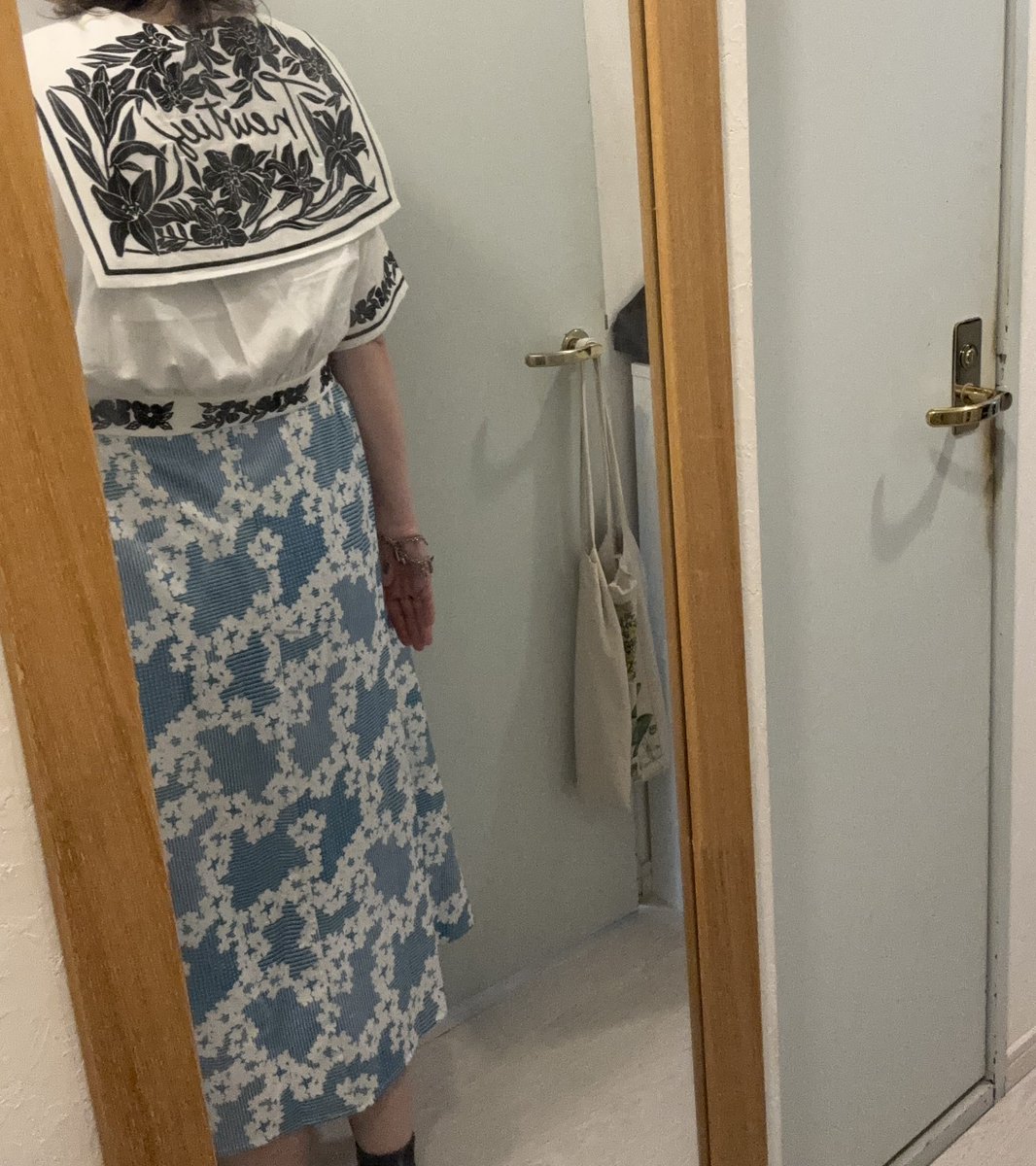Patomux_x's tweet photo. ずっと気になっていたブランドのお洋服（ブラウス）をやっと買いました。 https://t.co/HU1Xievhwn