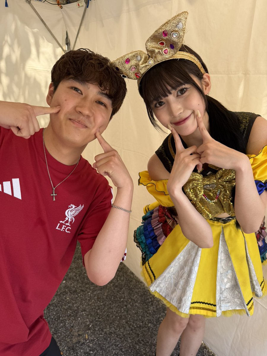 ライブであまりにも楽しそうに歌って踊ってたから直接感想言いたくなっ
