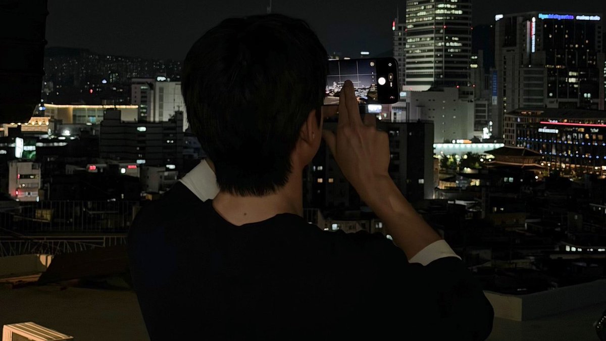dearestyunoh's tweet photo. boyfriend coded jaehyun 📸 https://t.co/5z0GAnlXsQ