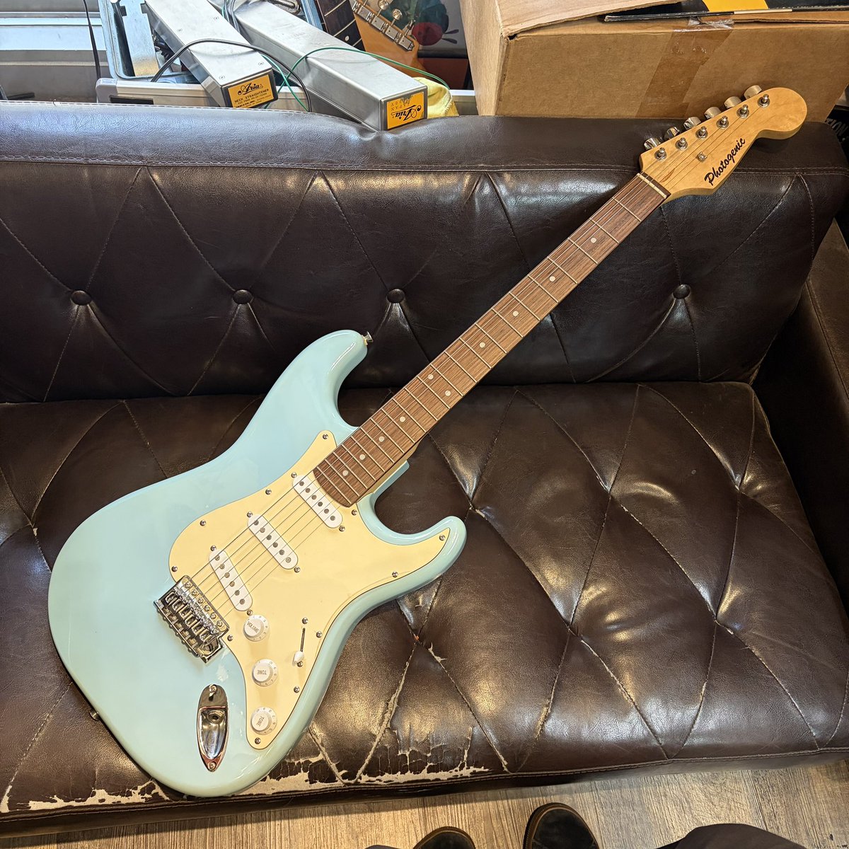 astronauts69's tweet photo. 【無料で差し上げます】
フォトジェニックのストラトタイプのジャンク品

・欲しい方に【無料】でお譲りします
・ジャンク品です
・本件に関する質問は一切受け付けていません
・対応は店頭のみとなります

早い者勝ちです！
必要な方はぜひお早めに！ https://t.co/g7vxWQjs6f
