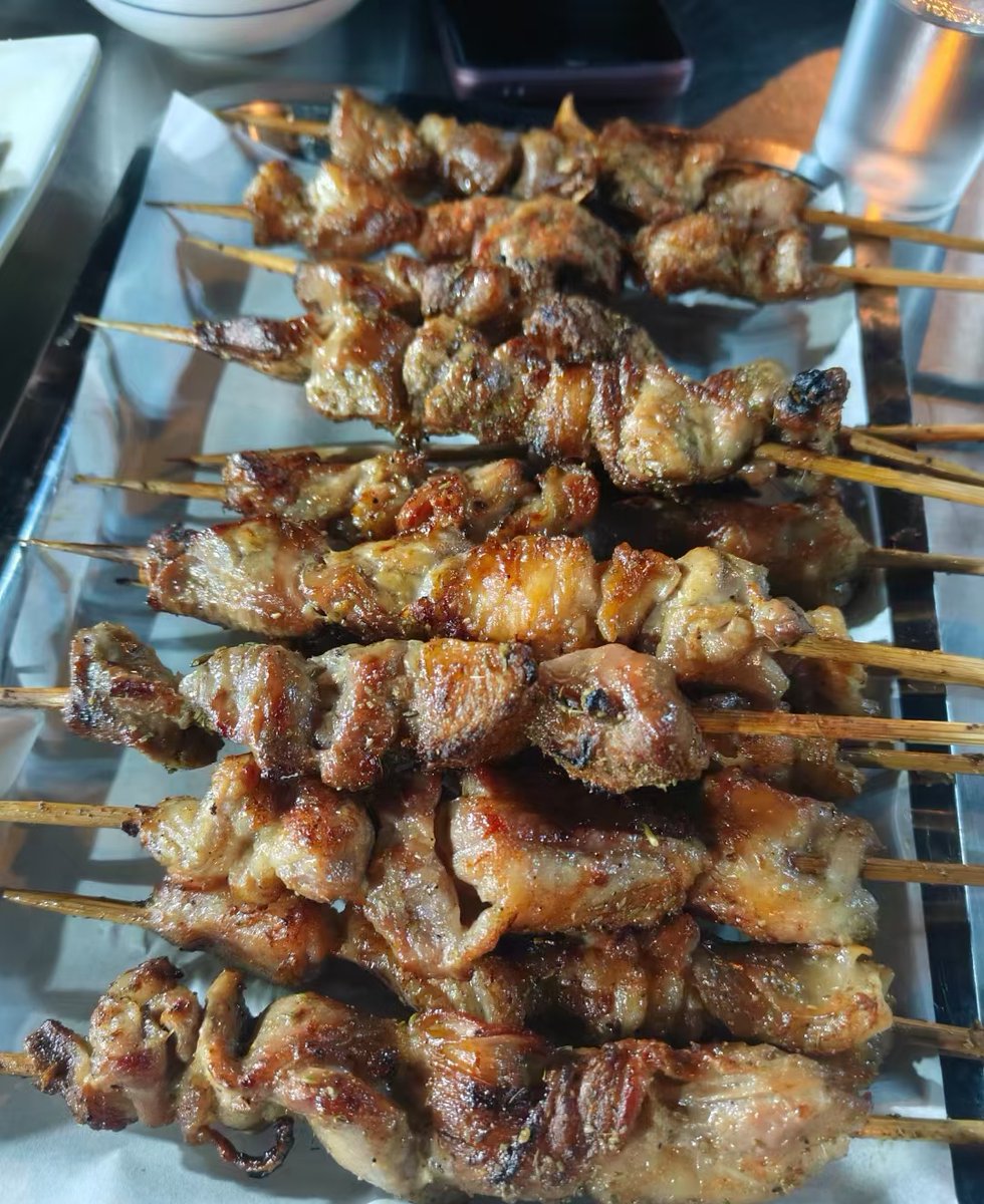 LueMishawme8's tweet photo. Crunchy fried chicken skewers with spicy cumin u0026 chili powder—perfect late-night street snack vibes! Grab one before they’re gone https://t.co/701YKSsFsG