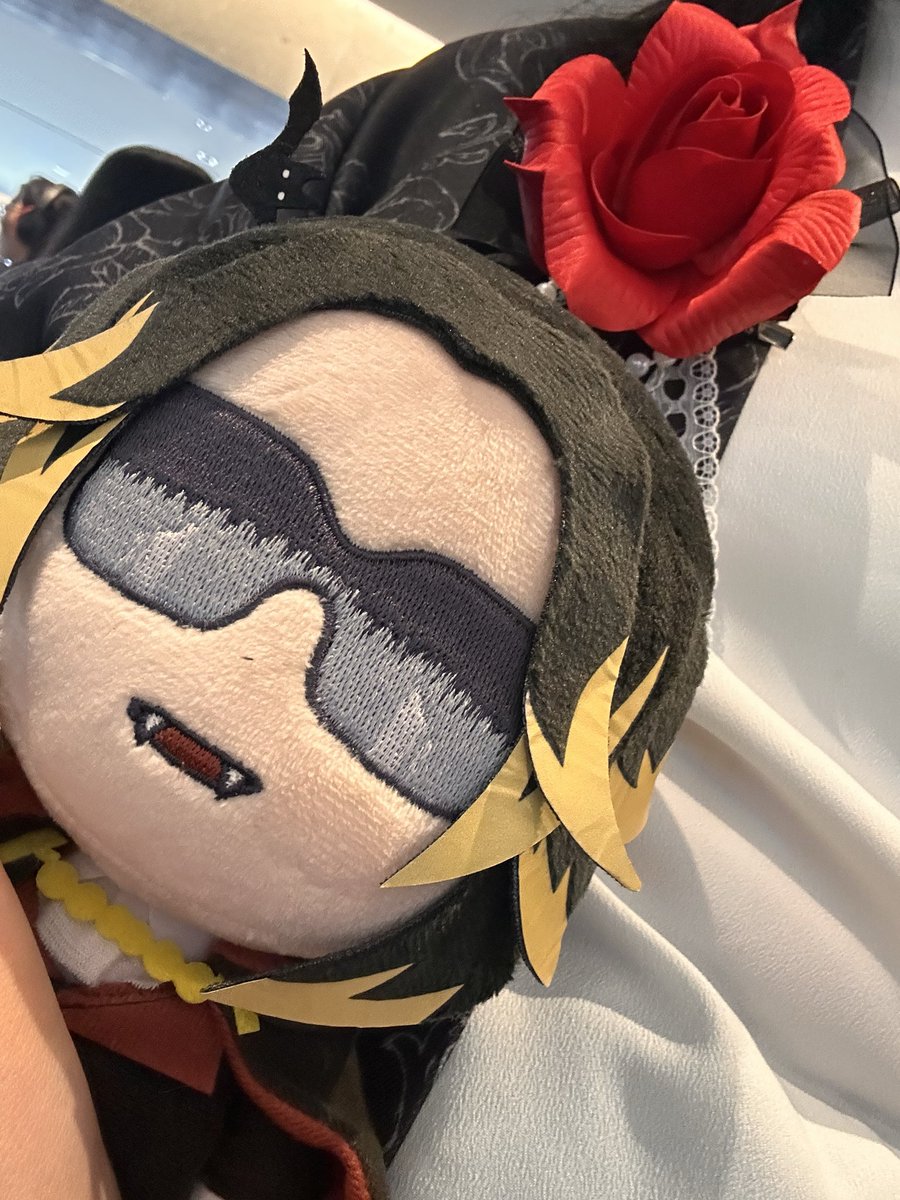 Giokko_Laurant's tweet photo. 今、会場で並んでいます https://t.co/OGVdFP7AyN