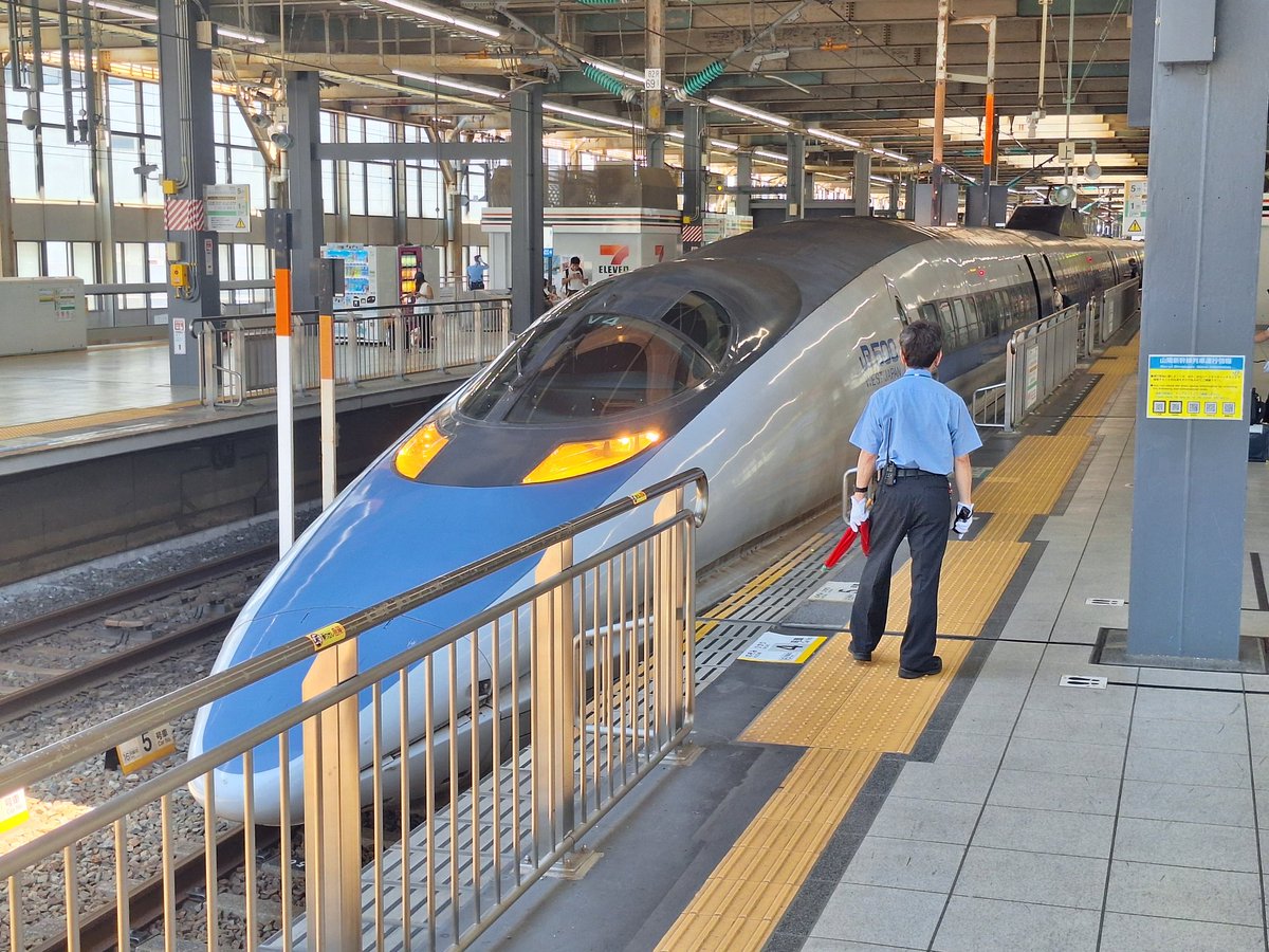 NDC46HM1's tweet photo. 三原からは500系で広島入り https://t.co/UxqA7smyEz